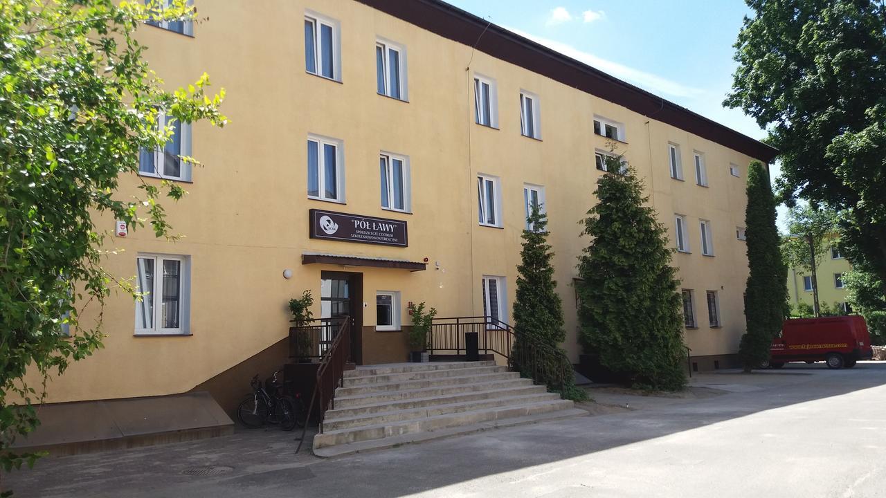 Scsk Pol Lawy Hotel Pulawy Exterior photo